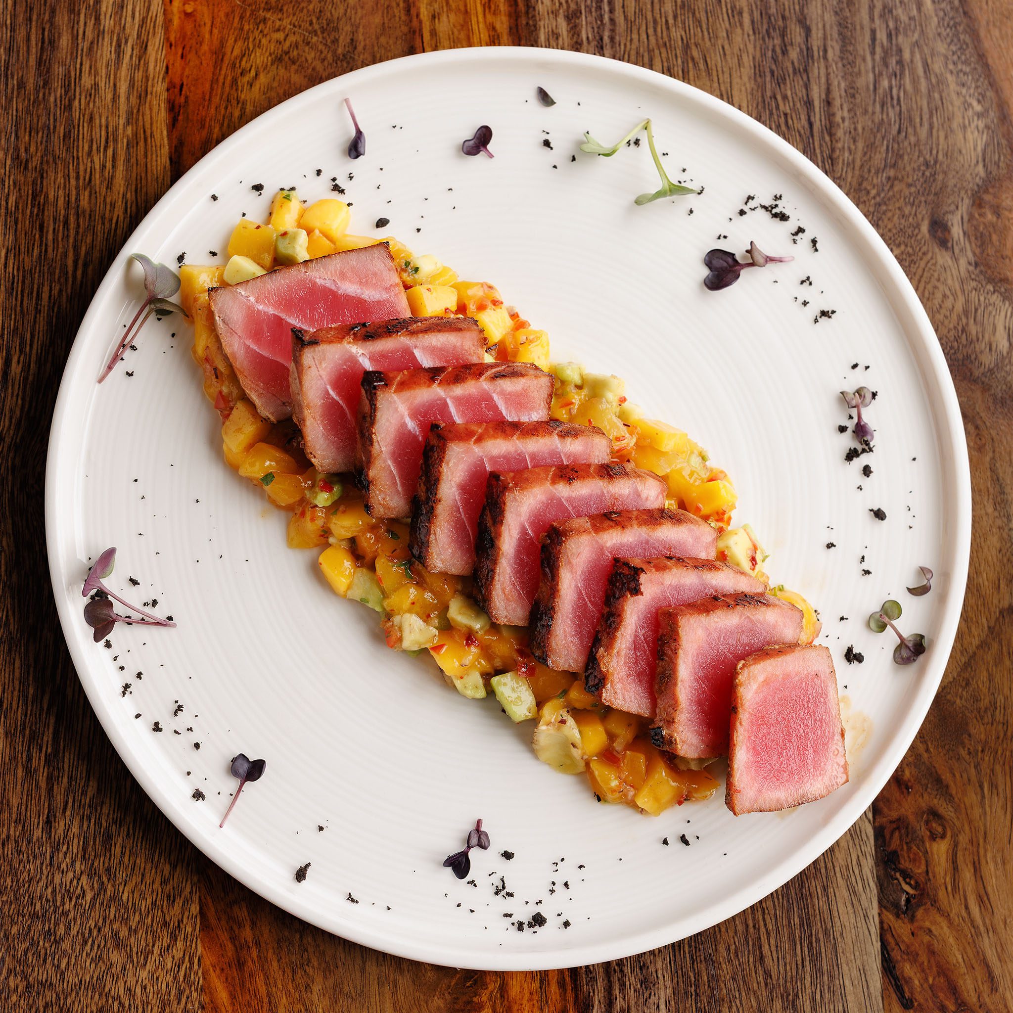 steak-ton-salsa-mango